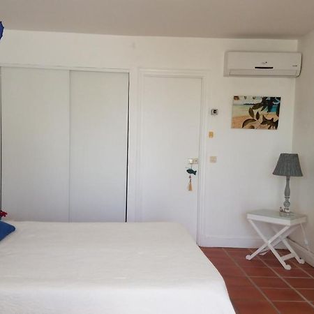 Appartement Rez-De-Chaussee De Villa A 1 Minute De La Plage Saint-Francois  Exteriér fotografie
